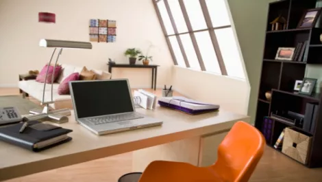 Govt encourages stay at home workers