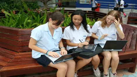 Labour to fund tech in schools