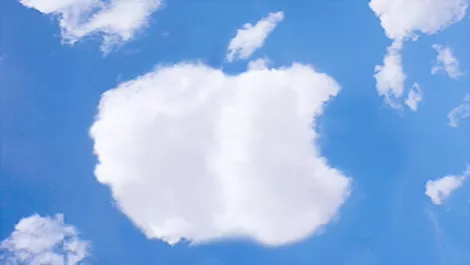 Apple headhunts Microsoft cloud expert