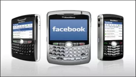 Facebook fine tunes Android App