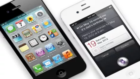 iPhone 4S sales top 4 million