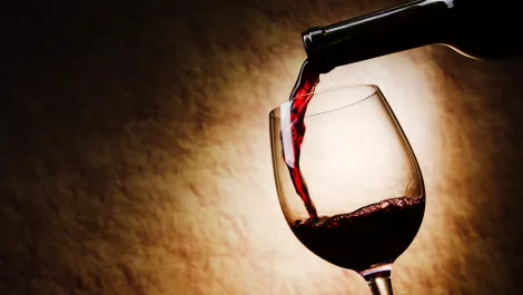 Kiwis head online to sip their fancy wine...