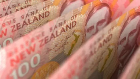 NZ dollar hits fresh record vs. Australian dollar as analysts mull parity
