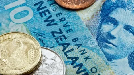NZ dollar rises to record vs. euro as Greece, ECB weigh
