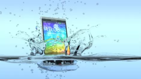 Five simple ways to revive drowned gadgets