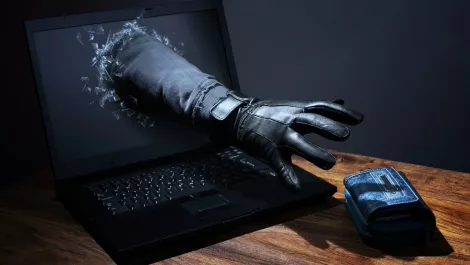 Cyber crims ditch financial markets, set sights on retail sector