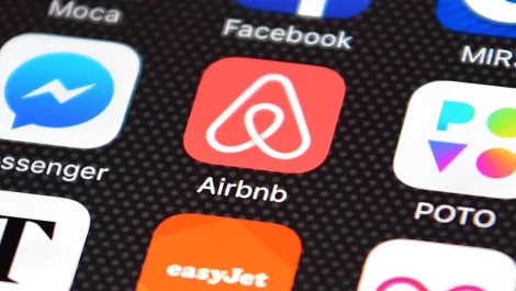 Airbnb enforces nondiscrimination commitment