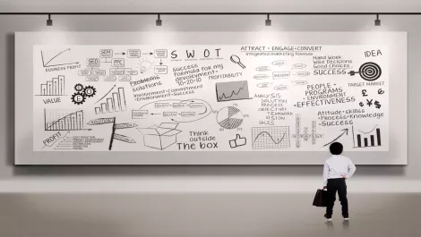 Students should focus more on content with presentation software, not design