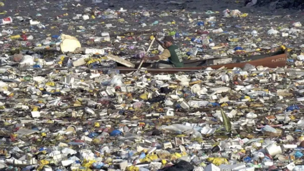 UN declares war on ocean litter