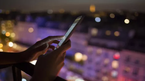 'Flashlight' Trojan targets Australian banking apps, takes pictures of victims