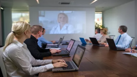 How to keep employees present and productive in conference calls