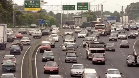 Billion-dollar boost if Auckland roads decongested