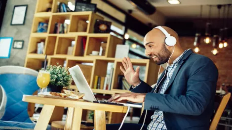 Tech connects Skype users with non-Skype users - earns Microsoft certification