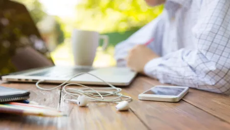 How SMBs can gain an edge by going mobile