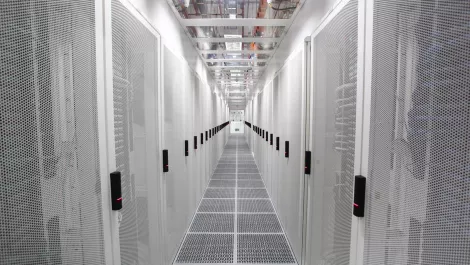 $240m Singapore data center sets the bar high for energy efficiency & security