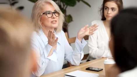 Data shows women work harder than men in Australia