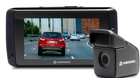 Hands-on Review: Navman MiVUE 800 dual camera dashcam