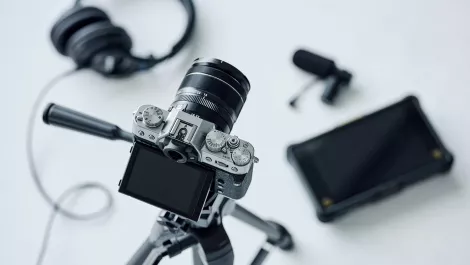 Fujifilm to release X-T30 mirrorless camera next month