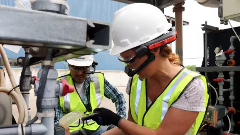 Company-X to resell head-mounted tablet range in ANZ