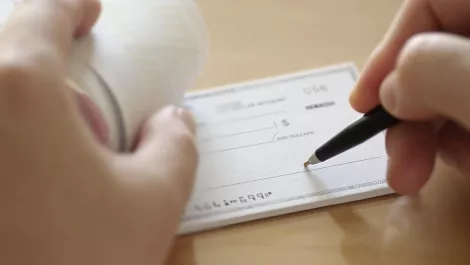 Inland Revenue to stop accepting cheques