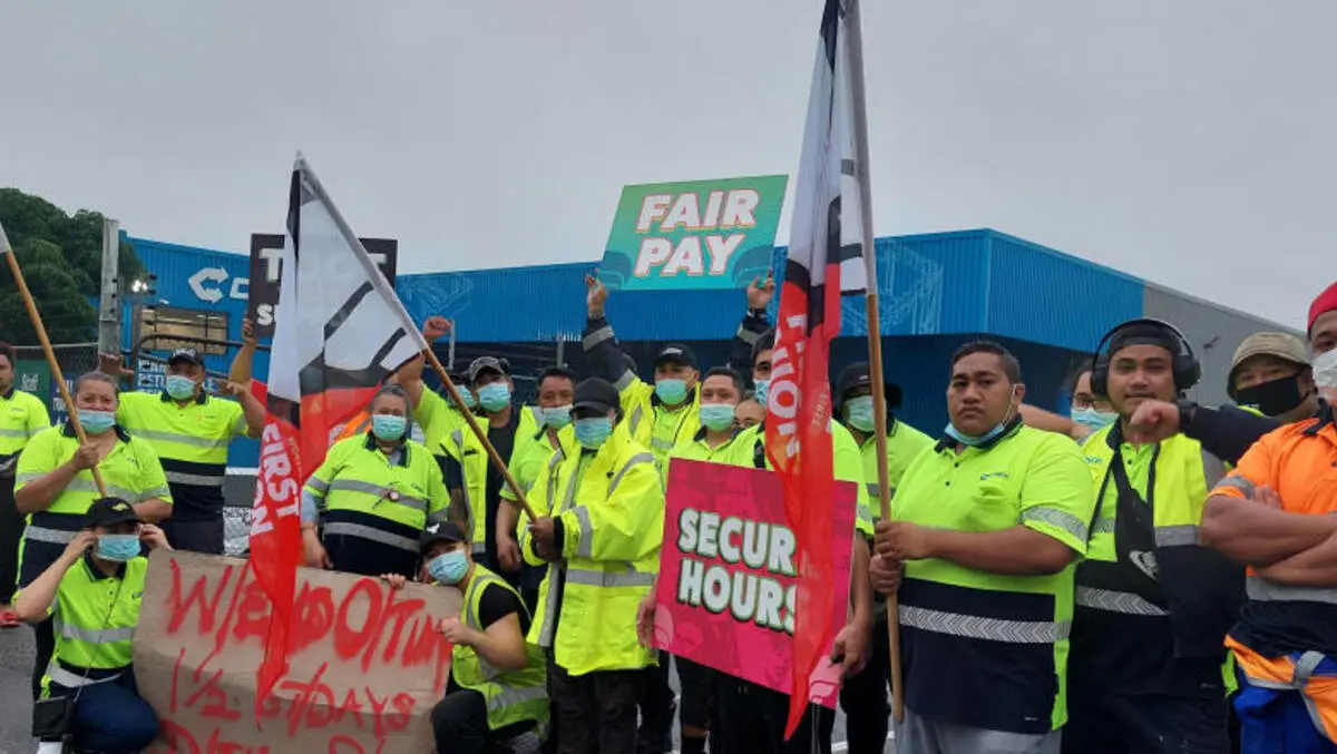 Quarry workers on strike as revenue soars