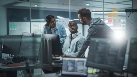 Employees on the frontline of cyber defense - report