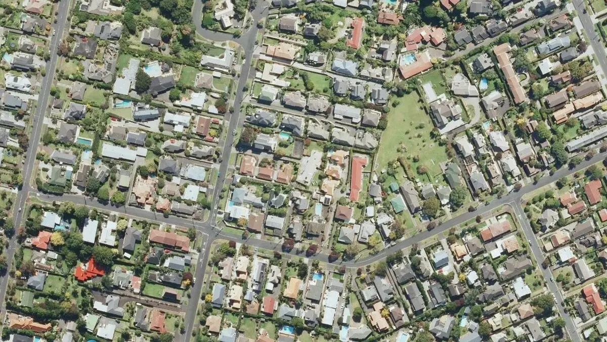 New Zealand cities losing their leaves