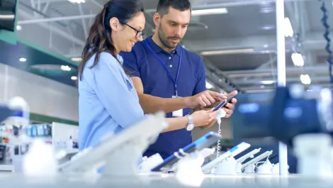 Financial frugality and the technology device market