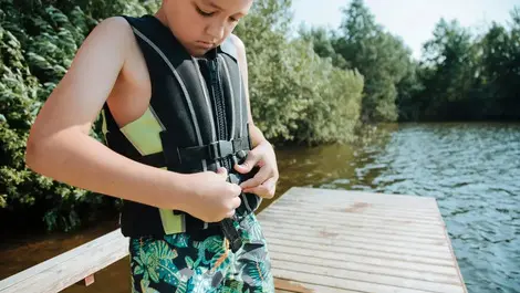 Over 20,000 lifejackets found to be faulty