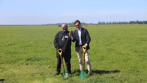 Canterbury farmer branches out as solar farm takes root